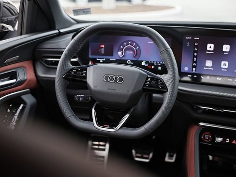 New 2026 Audi SQ5 Premium Plus AWD/4WD image 30