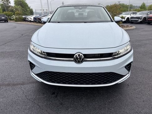 New 2026 Volkswagen Jetta SE FWD image 2