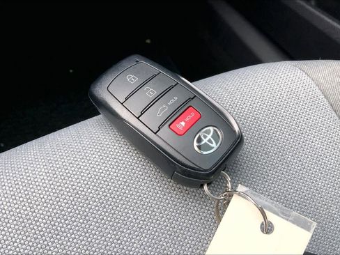 Used 2026 Toyota Camry LE image 13