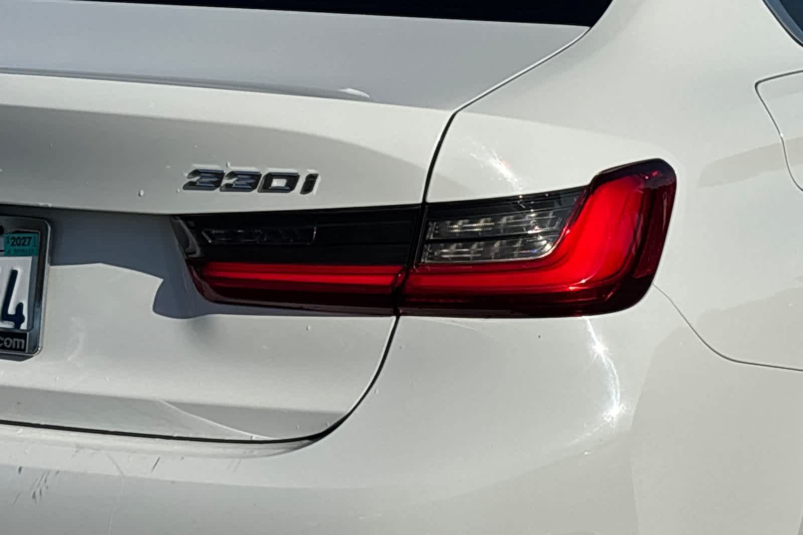 Used 2020 BMW 330i Sedan RWD image 13