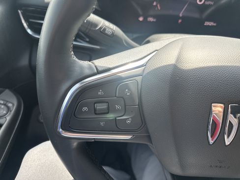 Used 2024 Buick Envista Sport Touring w/ Convenience I Package FWD image 21