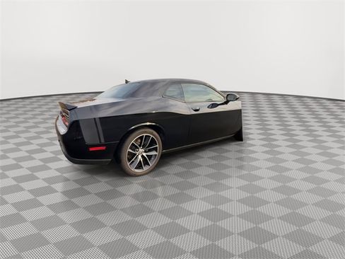 Used 2016 Dodge Challenger R/T Scat Pack image 8