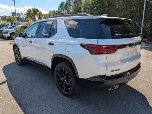 Certified 2023 Chevrolet Traverse Premier w/ Redline Edition image 6