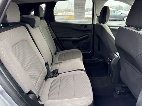 Used 2022 Ford Escape SE w/ Cold Weather Package image 14