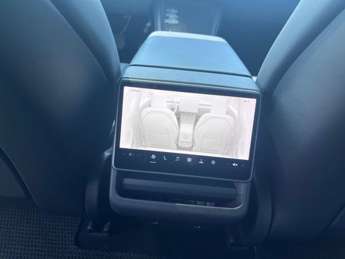 Used 2024 Tesla Model 3 RWD image 23
