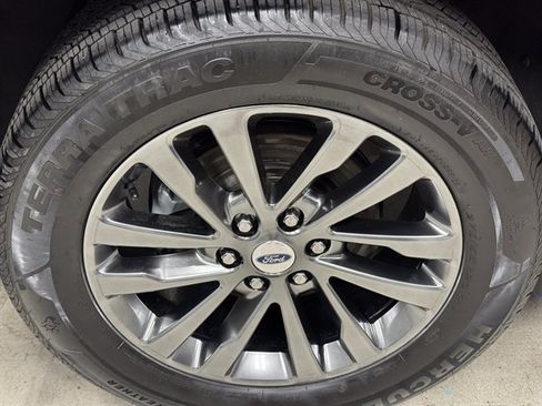 Used 2021 Ford Expedition Max Limited AWD/4WD image 9