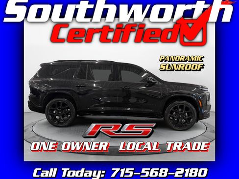 Used 2024 Chevrolet Traverse RS image 1