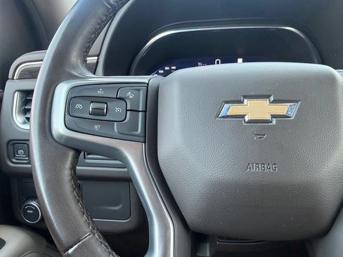 Used 2023 Chevrolet Suburban LT RWD image 26