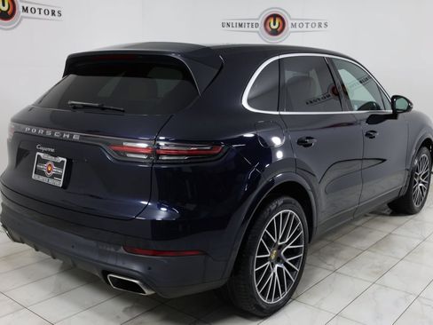 Used 2021 Porsche Cayenne AWD/4WD image 3