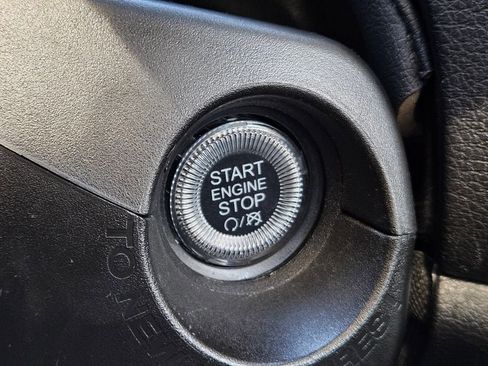 Used 2023 Jeep Renegade Altitude w/ Sun/Sound Group image 23