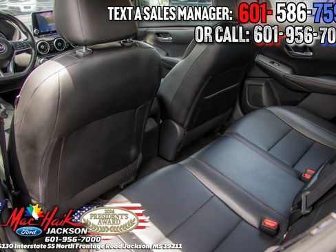 Used 2025 Nissan Sentra SR w/ SR Premium Package FWD image 9