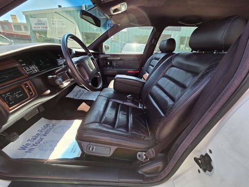 Used 1995 Cadillac De Ville Sedan FWD image 21