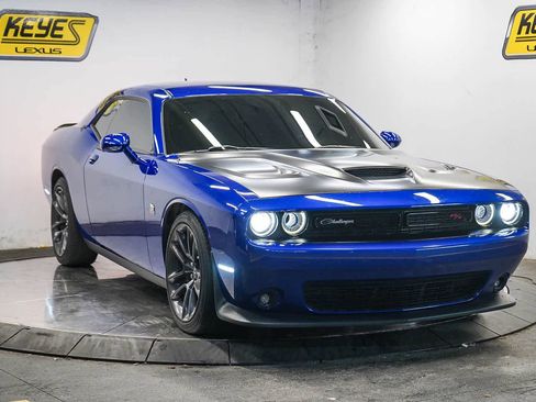 Used 2020 Dodge Challenger R/T Scat Pack w/ Driver Convenience Group image 5