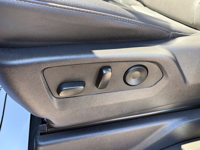 Used 2025 GMC Sierra 1500 SLT AWD/4WD image 27