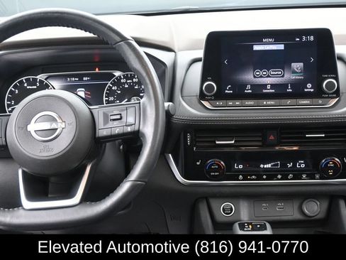 Used 2022 Nissan Rogue SV w/ SV Premium Package AWD/4WD image 13