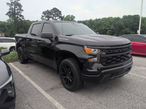 Used 2024 Chevrolet Silverado 1500 Custom AWD/4WD image 1