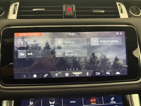 Used 2020 Land Rover Range Rover Sport SVR AWD/4WD image 21