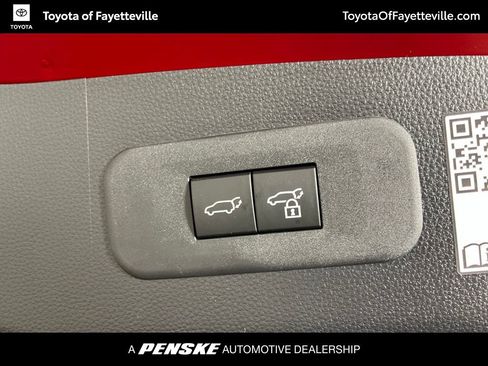 Used 2026 Toyota Crown Signia AWD/4WD image 21