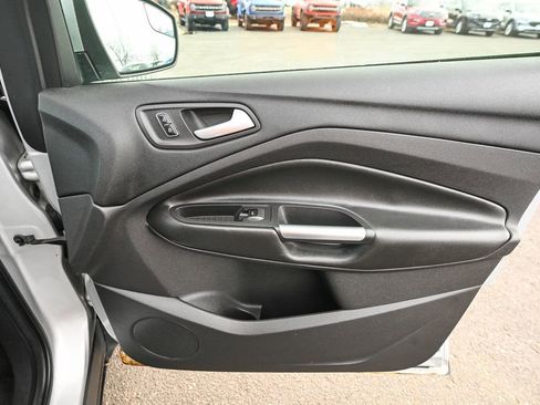 Used 2013 Ford Escape SE image 25