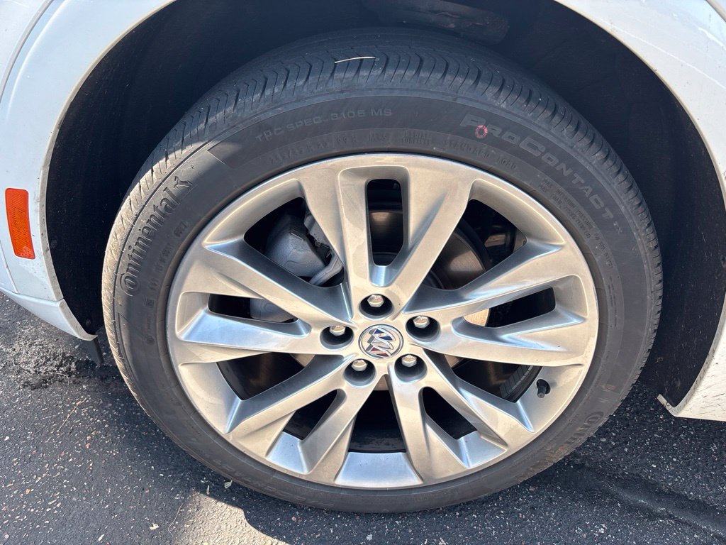 Certified 2023 Buick Envision Avenir AWD/4WD image 2