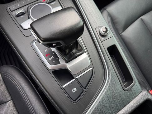 Used 2017 Audi A4 2.0T allroad Premium Plus w/ Technology Package image 57