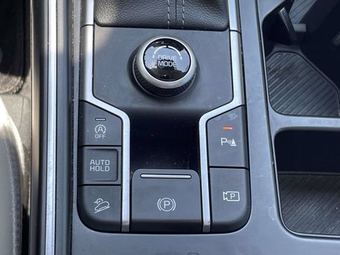 Used 2025 Kia Sorento S w/ Panoramic Sunroof Package FWD image 42