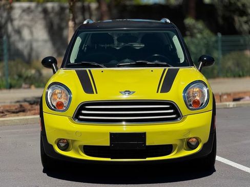 Used 2011 MINI Cooper Countryman FWD image 3
