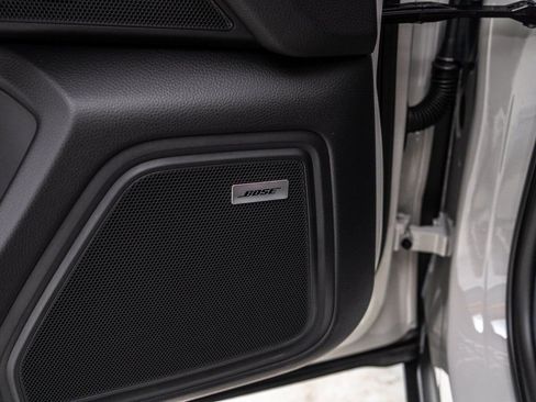 New 2026 Porsche Macan image 23