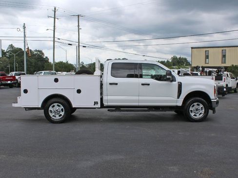 Used 2025 Ford F350 XLT AWD/4WD image 7