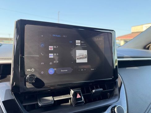 Used 2025 Toyota Corolla SE FWD image 29
