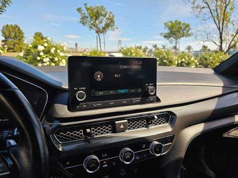 Used 2023 Acura Integra A-Spec image 31