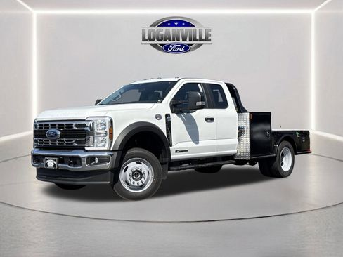 New 2025 Ford F550 4x4 SuperCab Super Duty image 1