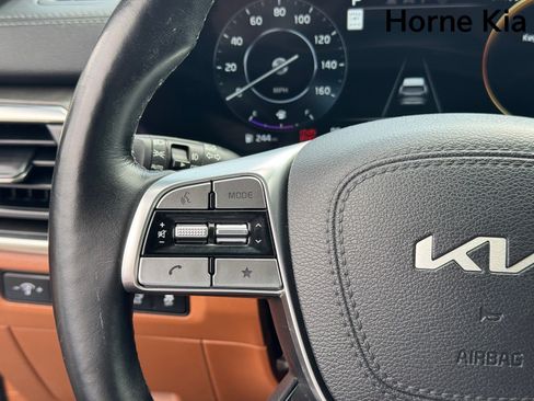 Certified 2024 Kia Telluride SX Prestige X-Line AWD/4WD image 17