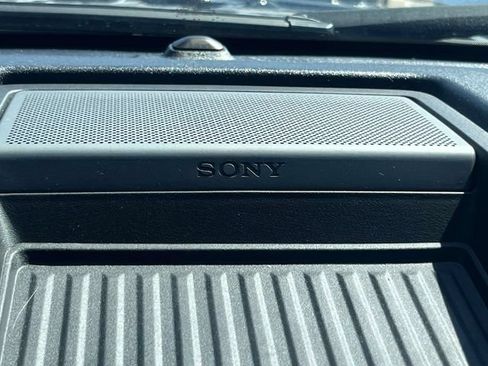 Used 2016 Ford F150 Lariat w/ Equipment Group 502A Luxury AWD/4WD image 29