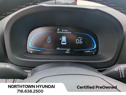 Used 2026 Hyundai Venue SEL image 9