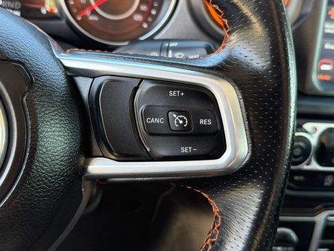 Used 2021 Jeep Gladiator Mojave AWD/4WD image 26
