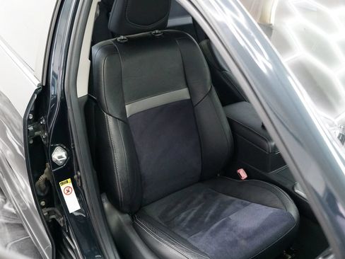 Used 2013 Toyota Camry SE w/ Leather Pkg FWD image 28