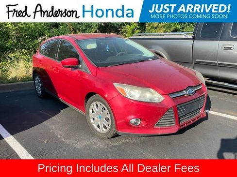Used 2012 Ford Focus SE FWD image 1