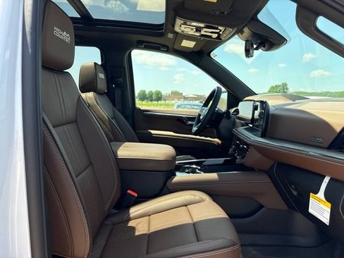 New 2026 Chevrolet Tahoe High Country w/ Sun And Tow Package AWD/4WD image 45