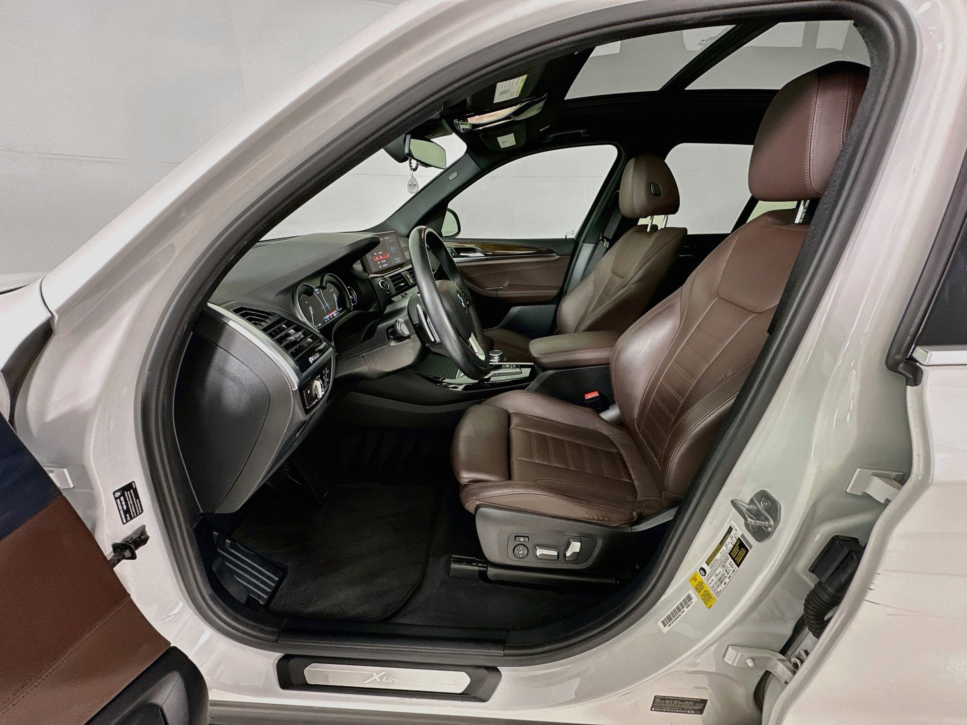 Used 2019 BMW X3 sDrive30i w/ Premium Package RWD image 23