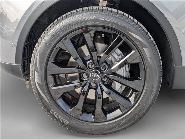 Certified 2026 Land Rover Discovery S AWD/4WD image 10
