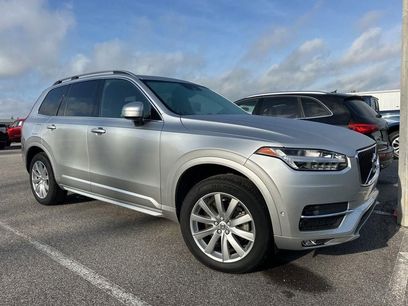 Used 2018 Volvo XC90 T5 Momentum w/ Convenience Package