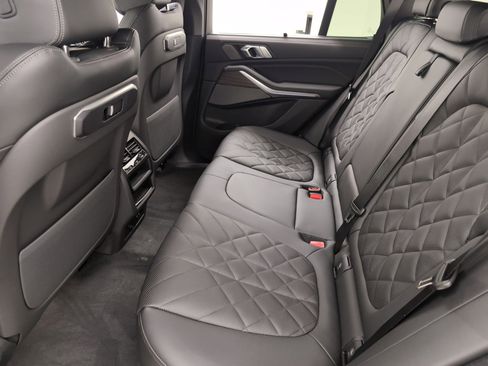 Used 2026 BMW X5 sDrive40i w/ Premium Package image 13