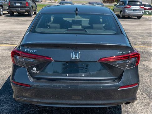 Used 2024 Honda Civic Sport image 6