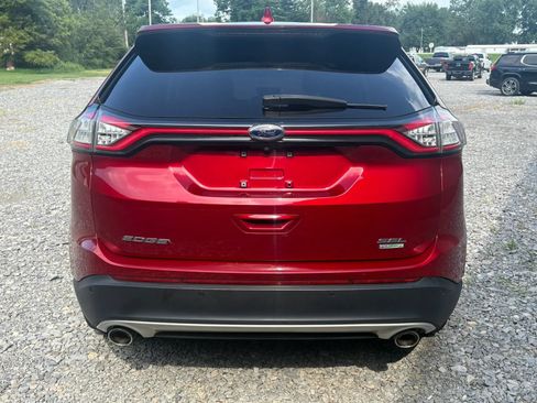 Used 2018 Ford Edge SEL w/ Equipment Group 201A FWD image 6