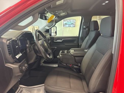 Used 2025 Chevrolet Silverado 2500 LT w/ All Star Edition AWD/4WD image 17