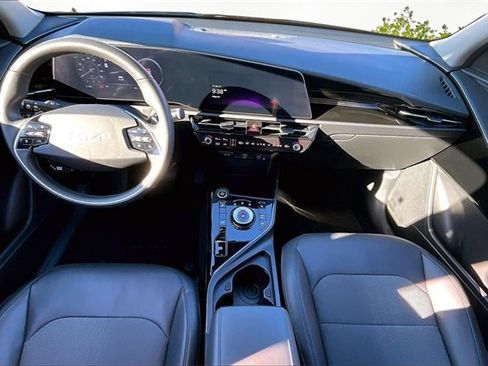 Certified 2024 Kia Niro Wind image 15