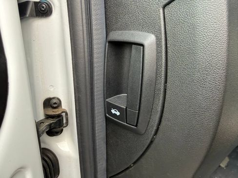 Used 2024 RAM ProMaster 3500 w/ Delivery Van Package FWD image 19