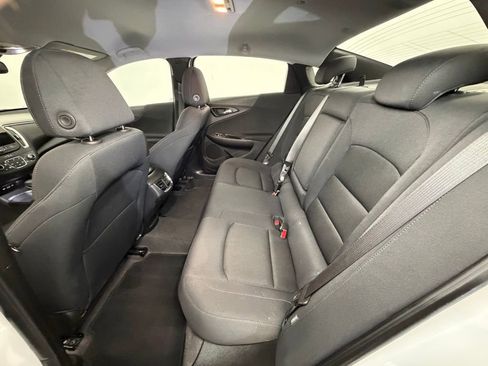 Used 2024 Chevrolet Malibu LT w/ Sport Edition image 5