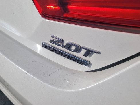 Used 2020 Honda Accord Touring image 10